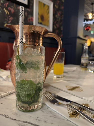 Shades Bar & Grill - Cavan