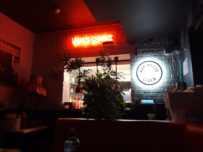 Comentarii opinii despre Gilbert & Wright Malahide