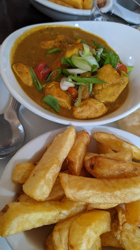 Davis' Restaurant & Yeats Tavern - Hospitality and gastronomy