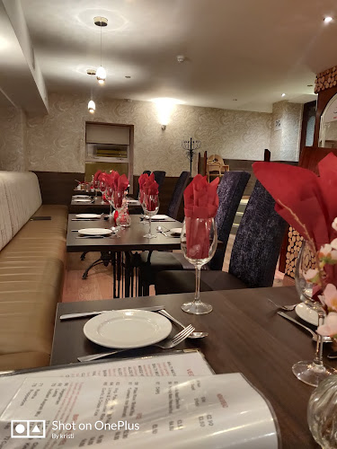 Comentarii opinii despre Taj Indian Bar and Restaurant