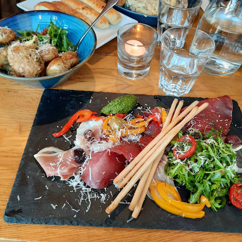 Comentarii opinii despre Vaffanc*lo Restaurant