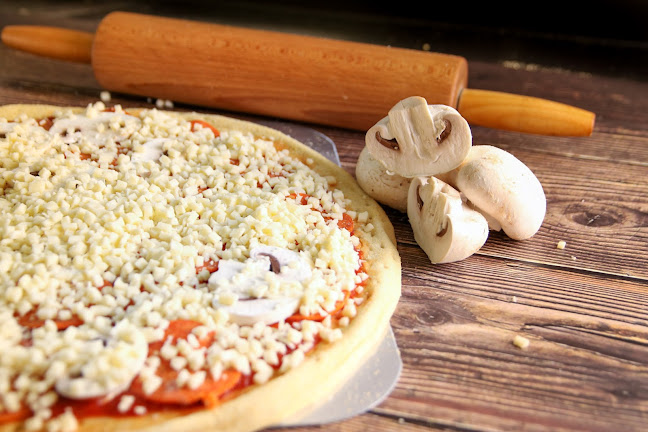 Comentarii opinii despre Disney Pizza & Curry House