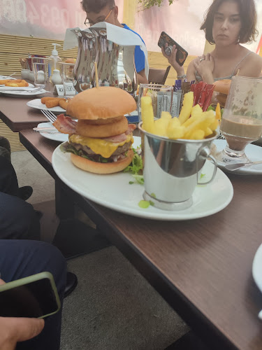 Comentarii opinii despre The Red Gap Bar & Restaurant