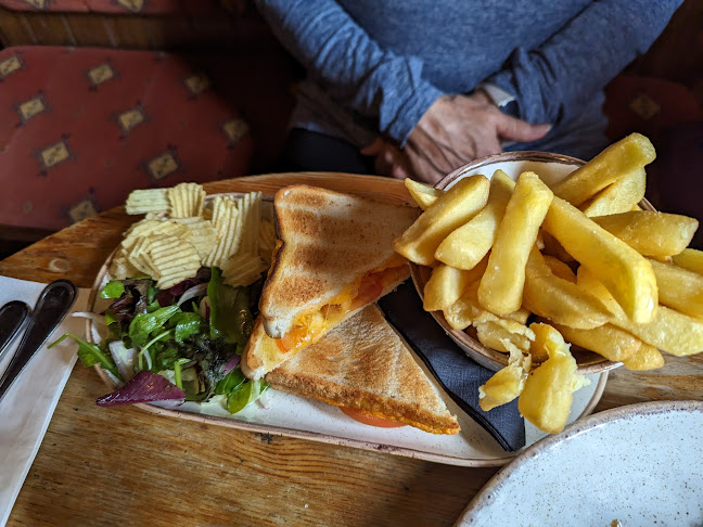 Biddy's O'Barnes - Hospitality and gastronomy