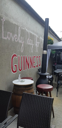 Dodd's Crescent Bar - Boyle