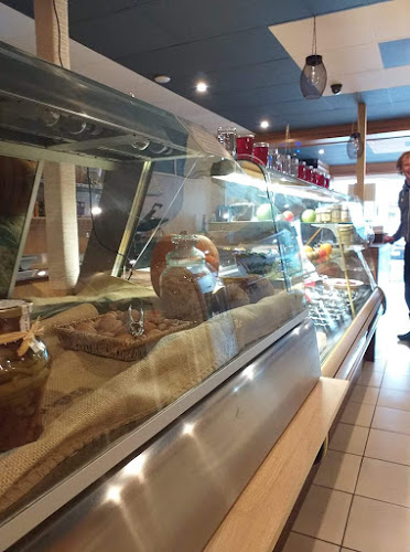 Delicious Cafe and Bistro - Hospitality and gastronomy