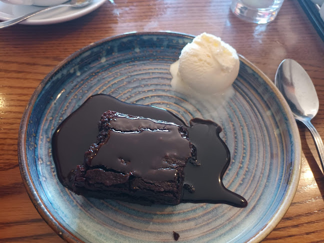 The Moorings Guesthouse & Seafood Restaurant @ The Bridge Bar - Kilrush