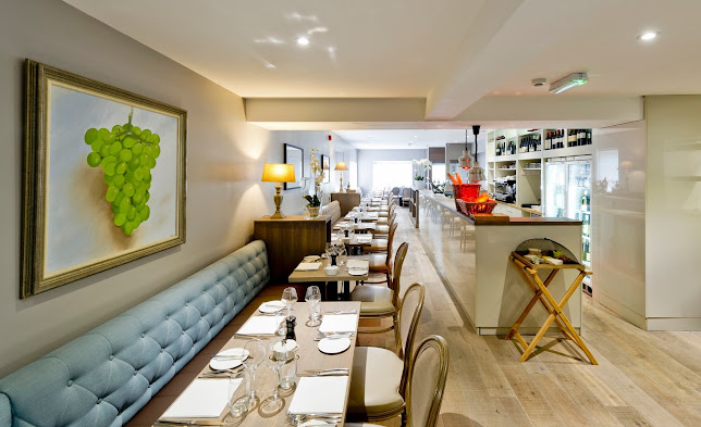 Vie De Chateaux - Restaurant Naas - Hospitality and gastronomy