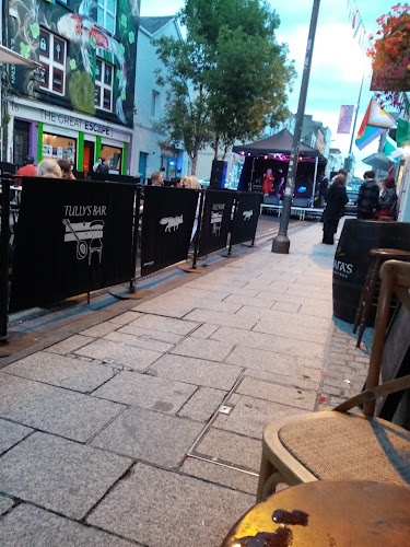 Tully's Bar Waterford - Hospitality and gastronomy