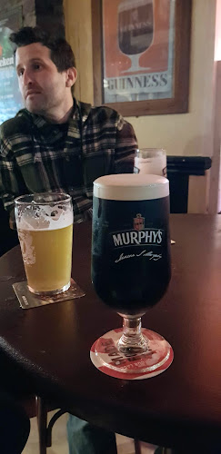 Comentarii opinii despre Taylor's Bar & Beer Garden