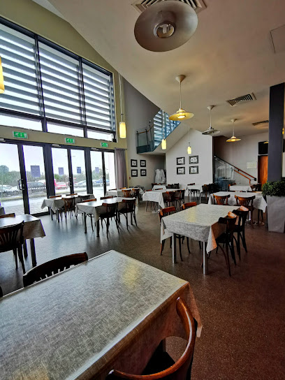 Langton's Cillin Hill Restaurant