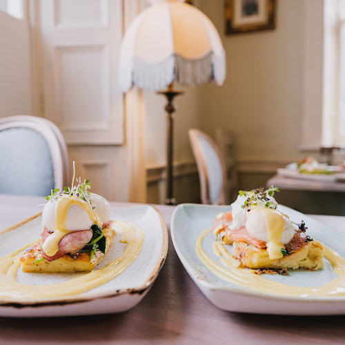 Corrib House Tea Rooms & Guest Accommodation - Galway