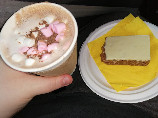 Comentarii opinii despre The Yellow House Coffee Bar