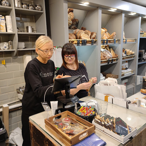 Comentarii opinii despre Le Petit Delice Limited