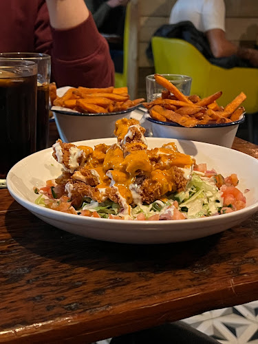 Comentarii opinii despre Son of a Bun