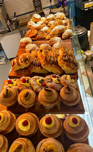 Comentarii opinii despre The Hen & Hog