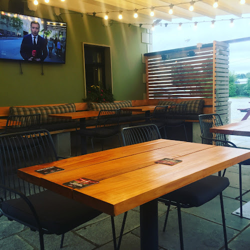 Geoffs Bar Castlemagner - Hospitality and gastronomy