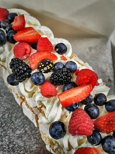 Yumm Cafe - Hospitality and gastronomy