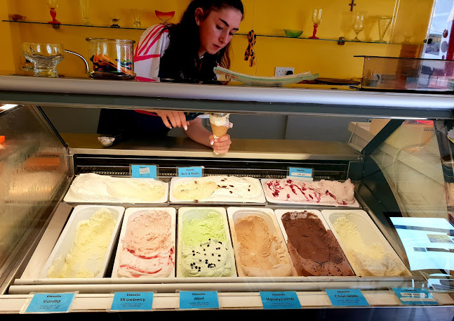 Opinii despre Linnalla Irish Ice Cream în New Quay - Hospitality and gastronomy