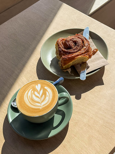 Three Fools Grand Parade - Cork