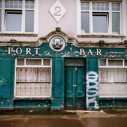 port bar
