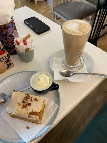 Comentarii opinii despre Durkin's Bar & Restaurant, Guesthouse & Square 1 Cafe