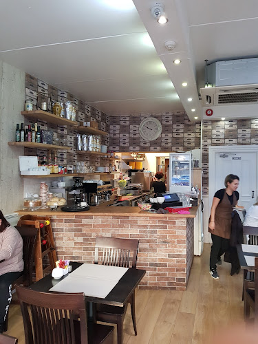 Opinii despre Arthur's Place în Navan - Hospitality and gastronomy