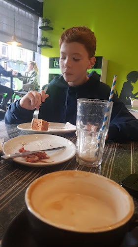 Comentarii opinii despre Starbucks Naas Drive Thru