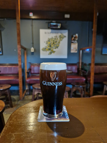 McGinleys Bar - Hospitality and gastronomy