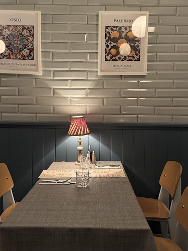 Comentarii opinii despre Urban Gruel