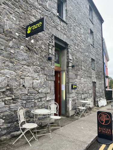 Graze Cafe & Wine Bar - Hospitality and gastronomy