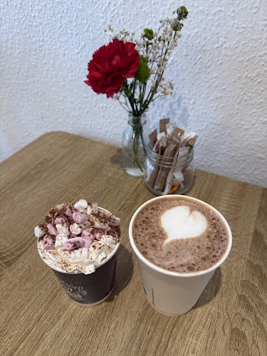 3 Castle St, Athlone And Bigmeadow, Athlone, Co. Westmeath, N37 W6D2