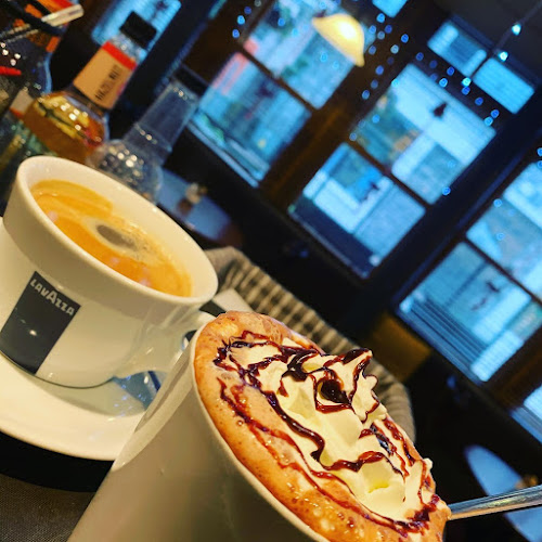 Comentarii opinii despre Christina's Cafe