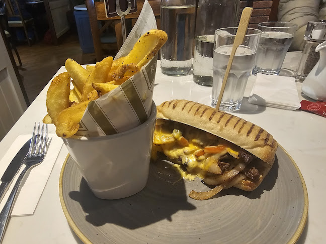 Red Earth - Lifestyle Store & Restaurant