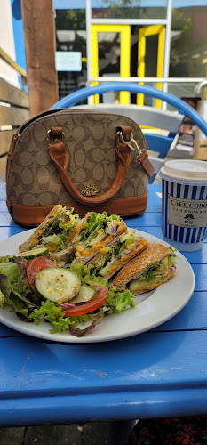 Comentarii opinii despre Cafe Cobou