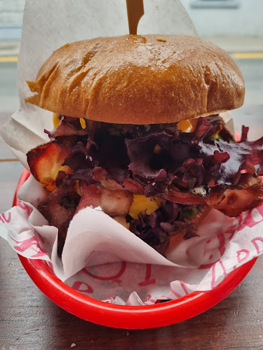 Pizza Max & Burger Factory - Hospitality and gastronomy