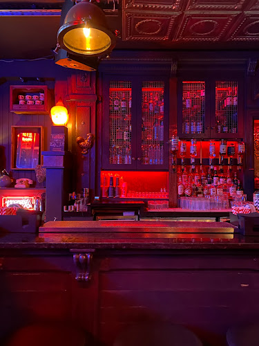 The Red Hen - Hospitality and gastronomy