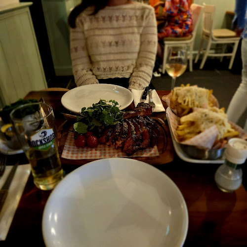 Pat Cohan's Gastro Pub - The Quiet Man Bar - Cong