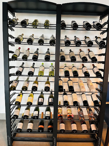 Kirbys @The Whale's Tail Restaurant - Hospitality and gastronomy