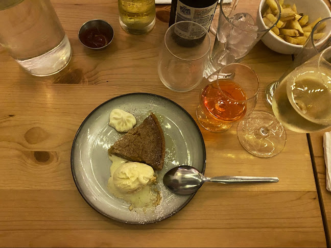 Moone High Cross Inn - Hospitality and gastronomy