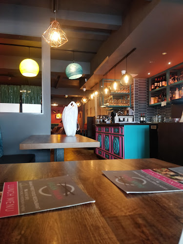 Comentarii opinii despre Jalan Jalan Restaurant