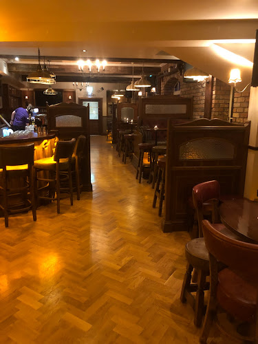 Comentarii opinii despre The Tipsy Tailor