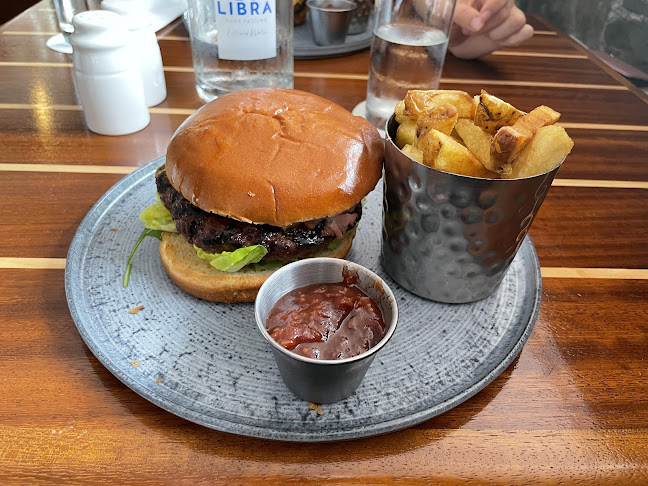 The Wharf Tavern & Terrace - Hospitality and gastronomy