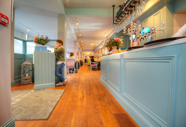 14 Lenaboy Gardens, Salthill, Galway, H91 A37N