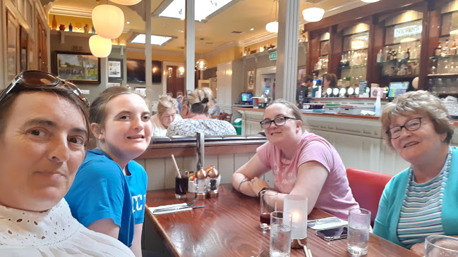 Nevin's Newfield Inn - Newport