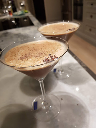 Comentarii opinii despre Janey Mac