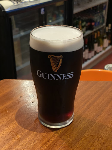 Comentarii opinii despre Courtney's Bar & Off-Licence