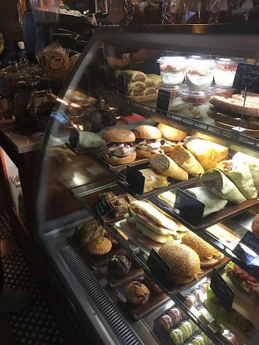 Chocolate Brown Tullamore - Hospitality and gastronomy