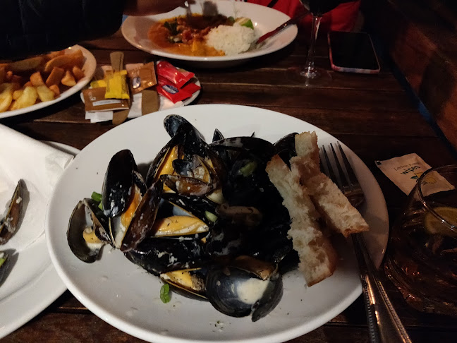 Joe Watty's Pub & Seafood Bar - Aran Islands