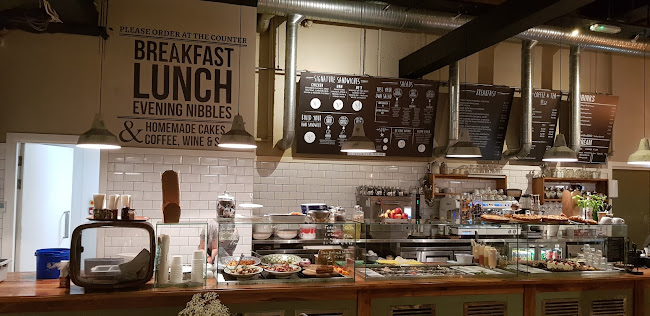 Comentarii opinii despre De Calf Cafe